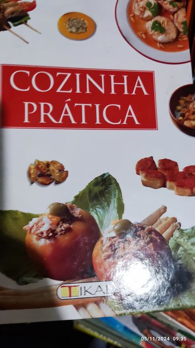 Vários livros para destralhar