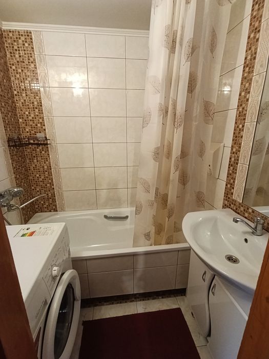 Терміново здається 2 км кварт. Хотинська (Версаль), вільна, ключі!