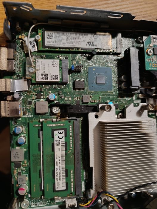 MINI Komputer OptiPlex  7070  + Monitor Dotykowy  Asus VT168