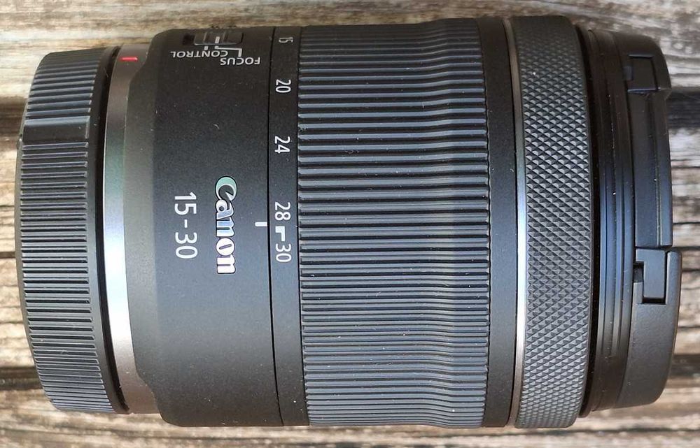 Canon RF 15-30mm f4.5-6.3 IS STM