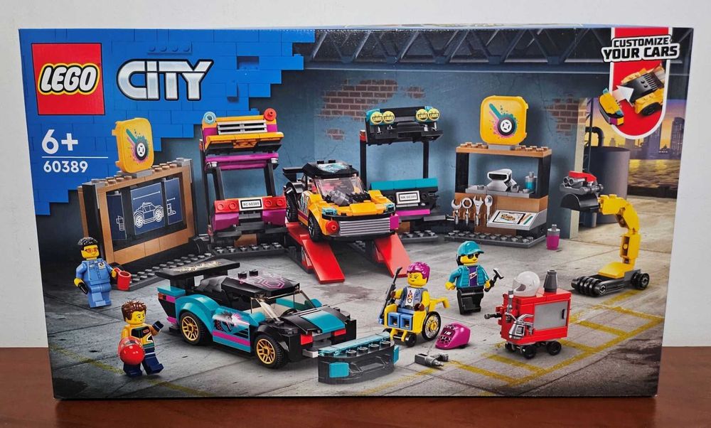 LEGO City 60389 Garagem Carro Personalizado Descontinuado Esgotado