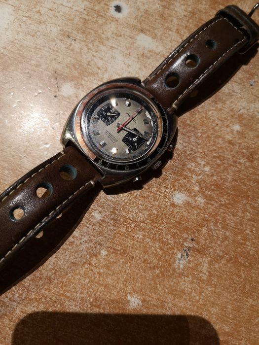 Relógio cronógrafo antigo