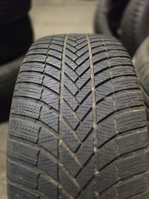 Bridgestone Blizzak LM 005 _ 245/45/18