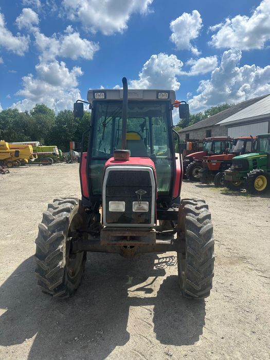Massey Ferguson 6110