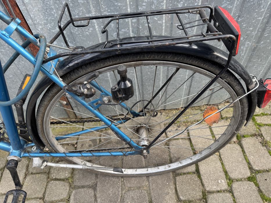 niemiecki rower męski miejski z przerzutkami, bagażnikiem