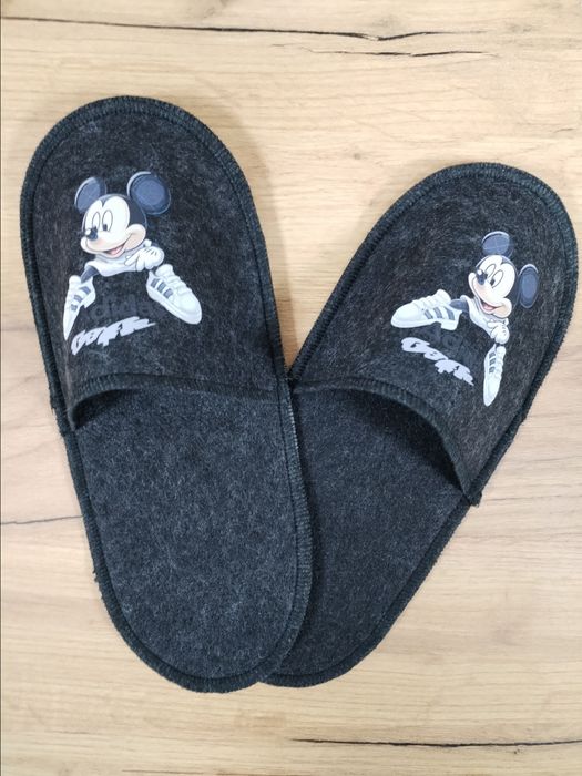 Тапочки для гостей