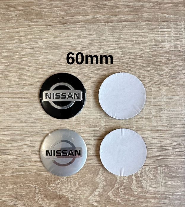 Conjunto de 4 Centros de Jantes Nissan 54mm 56mm 60mm 65mm 68mm