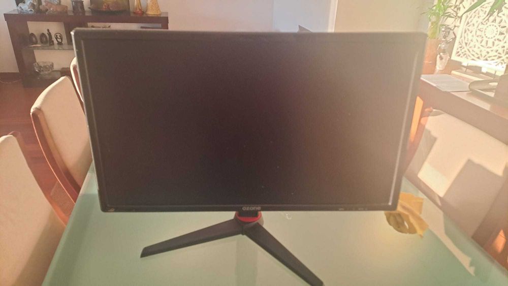 Desktop 1660, i5-9400F, 32GB RAM Kingston Fury + Monitor 144hz