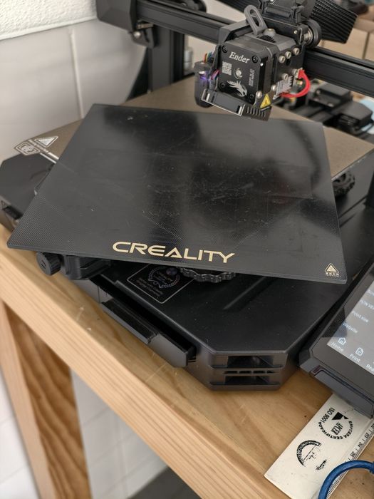 Vendo impressora 3D Ender 3 S1 pro