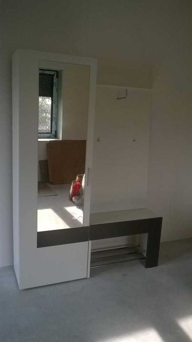 Bari (135x190x37) Nowa Biała Garderoba z lustrem