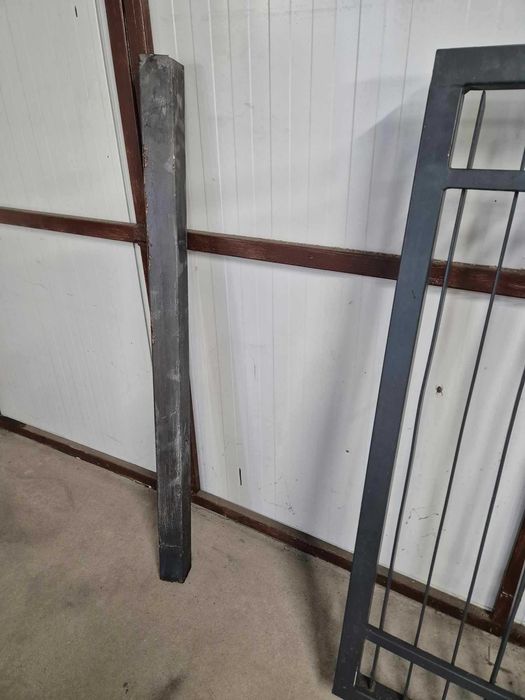 Brama zewnętrzna - stalowa na rolkach