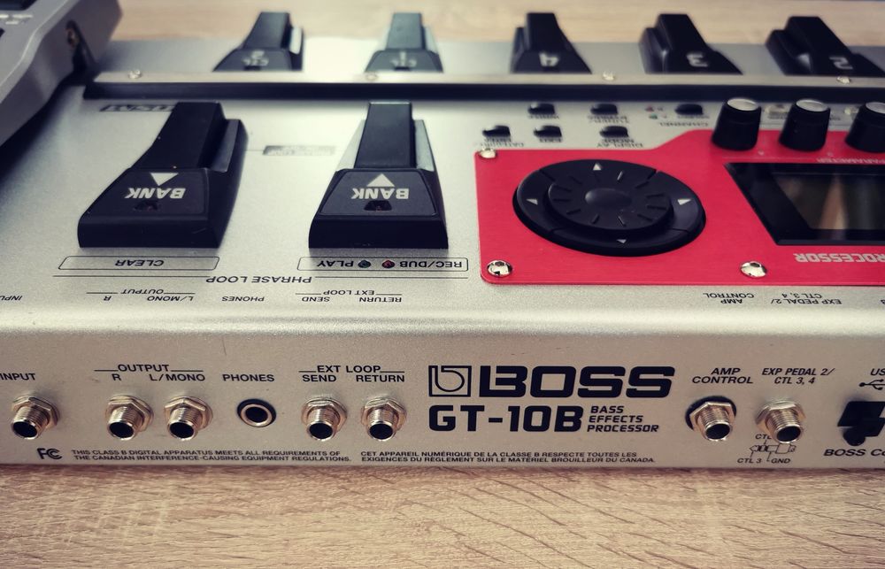 Boss Gt 10 B  COSM  efekt gitarowy