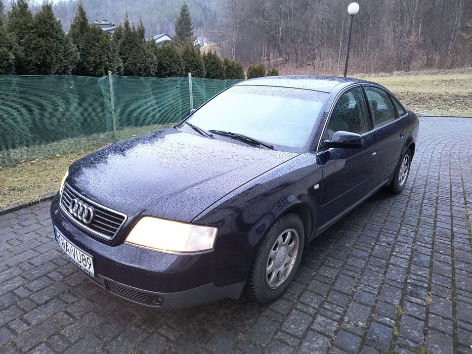 Audi A6 C5 sedan