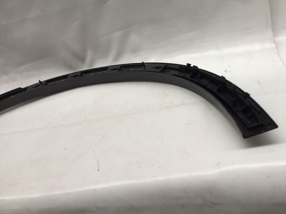 volvo xc90 2014 tył strona prawa listwa błotnika tylnego