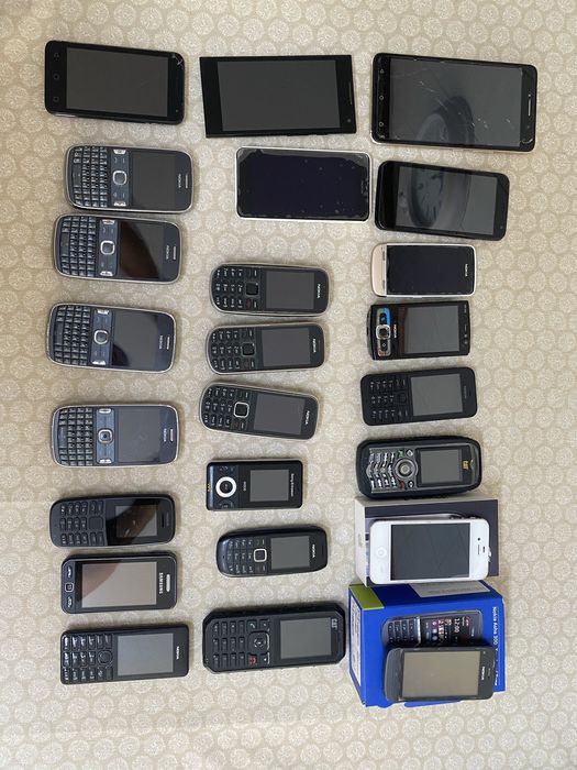 25 telemoveis  varias marcas