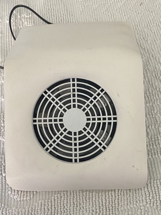 Aspirador de pó de unhas