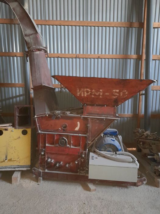 Дробарка молоткова посилена для дріблення деревних матеріалів