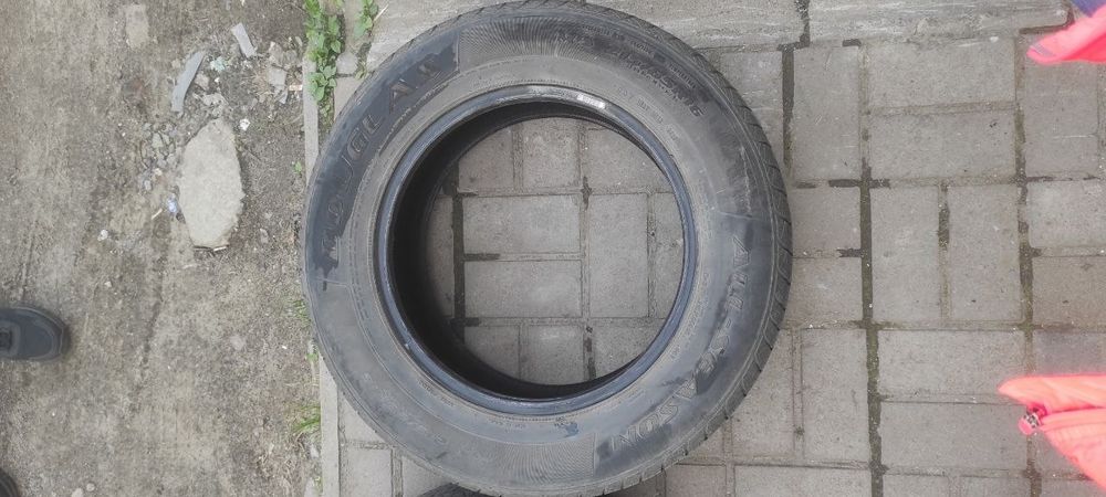 Гума 215/65 R 16 Douglas
