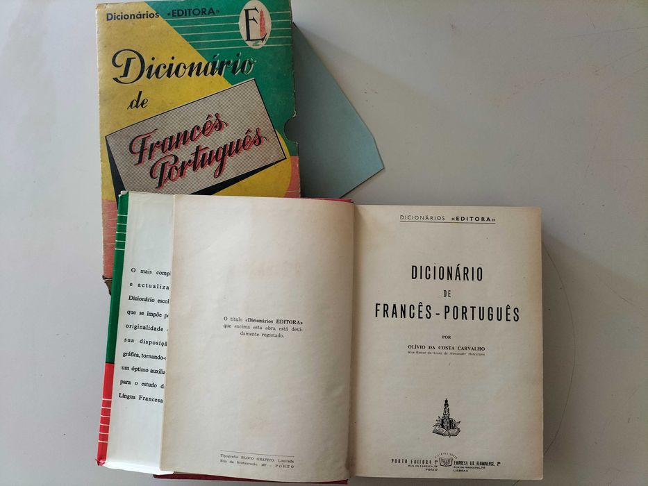 Dicionários (Português-Inglês-Francês-Espanhol)