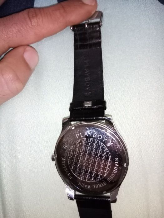 Relógio Playboy brilhante