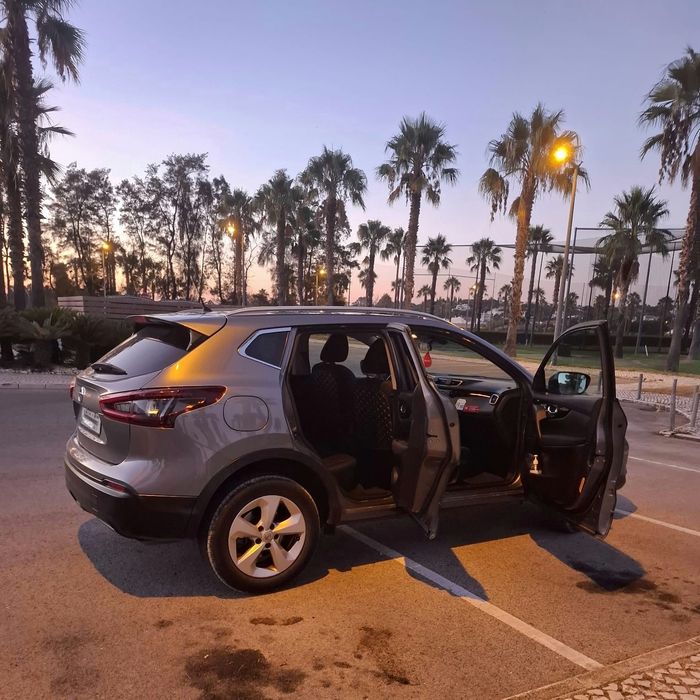 Vendo empresa  tvde com o carro