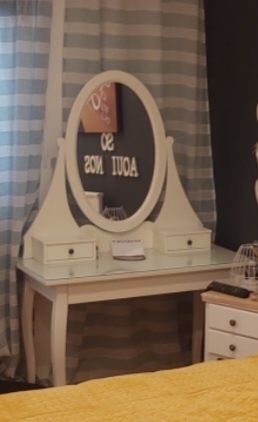 Vende se tocador ikea