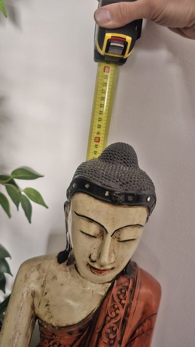 Buda em madeira antigo