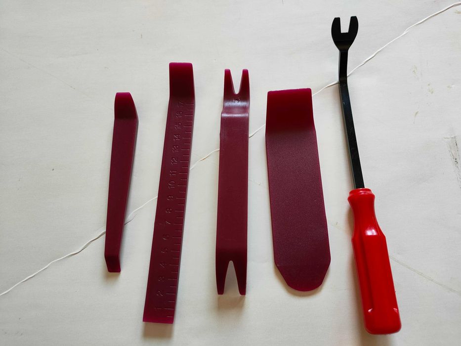 Kit ferramentas para desmontagem de peças auto