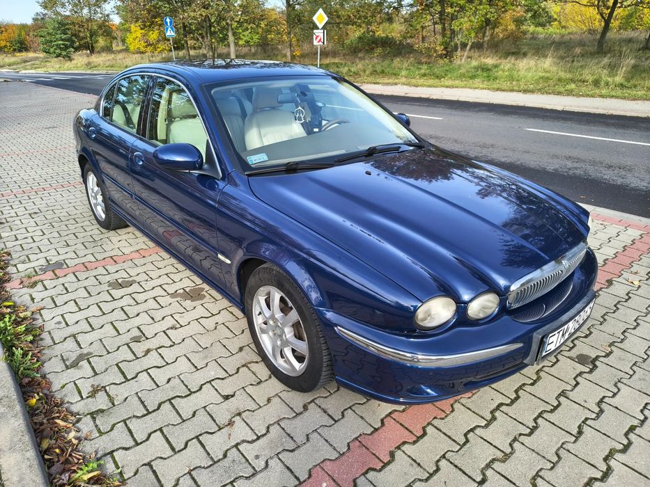 Jaguar X-Type