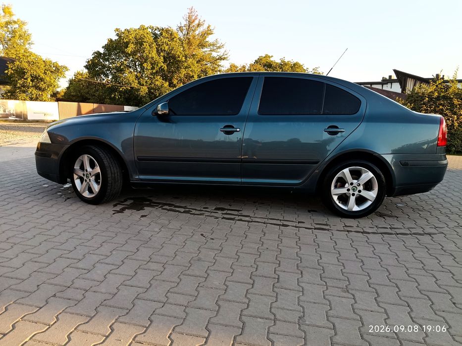SKODA  Octavia  1.6 mpi