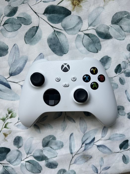 Xbox Series S- stan jak nowy