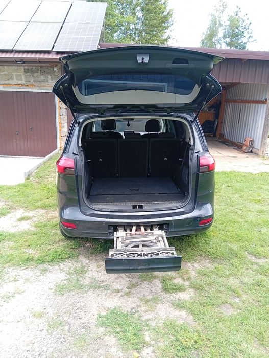 Opel Zafira C 2012  2.0 CDTI 7 osobowy