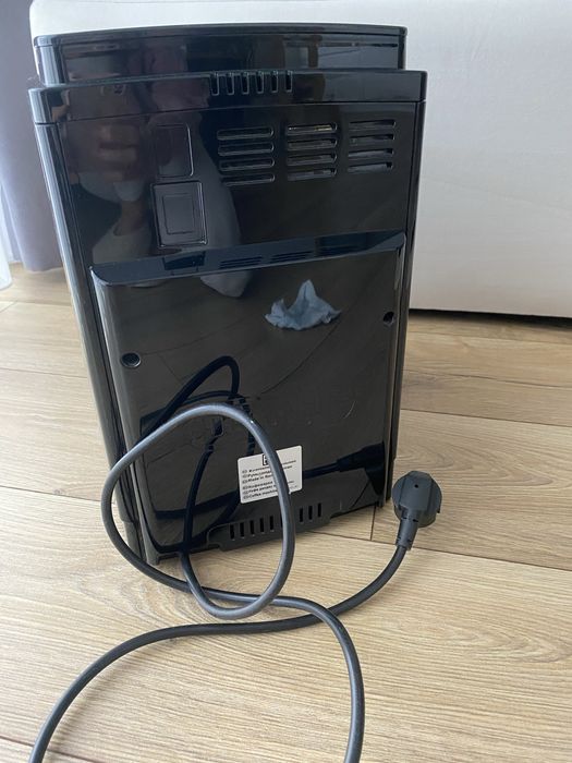 Ekspres ciśnieniowy DeLonghi Cappucino ECAM23.460.B Cappuccino