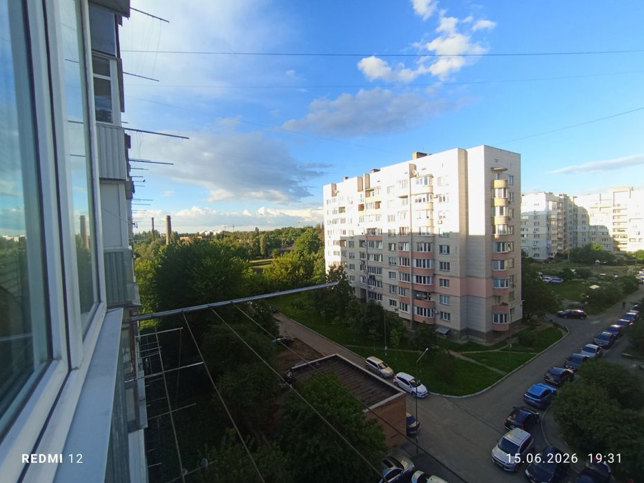 (3) Продам 1-кімнатну квартиру Військове містечко вул. О. Антонова 5314