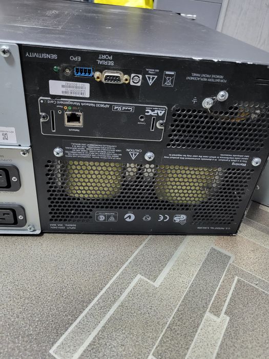 дбж Aps Smart-UPS 5000