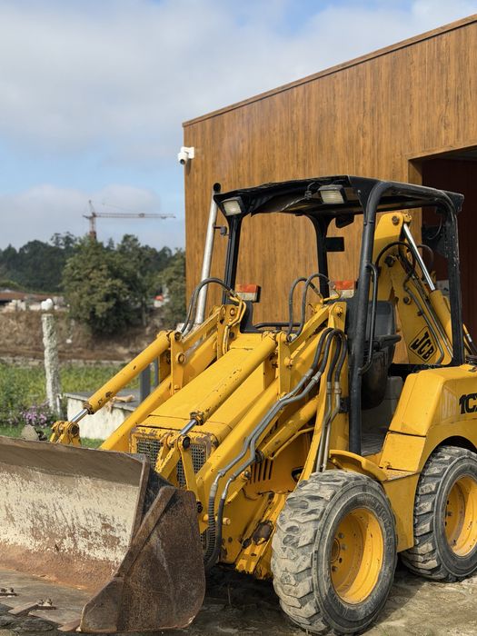 Retroescacadora jcb 1cx