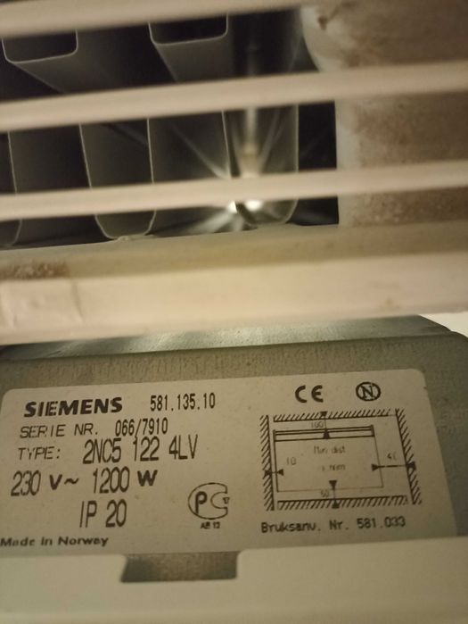 Grzejnik konwektorowy elektryczny Siemens 4 sztuki jak nowe