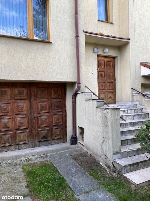 Szeregowiec z piwnicą i garażem w Wrocławiu Wojszycach - BEZPOŚREDNIO