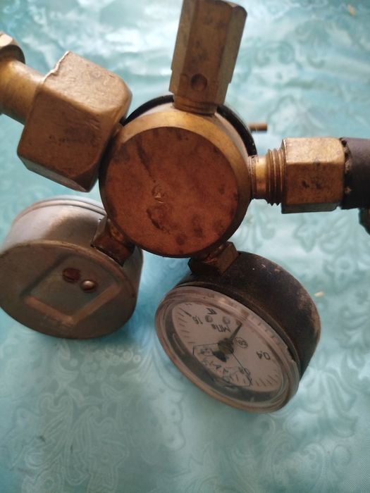 Продам редуктор УР6 ДМ