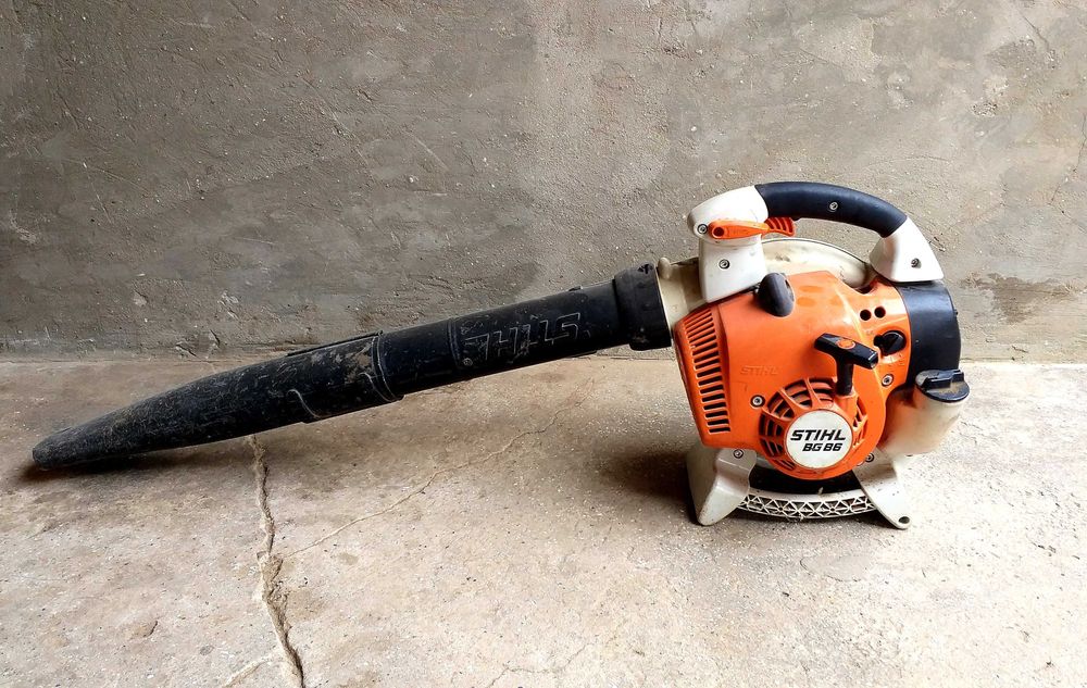 Воздуходувка бензиновая STIHL BG86