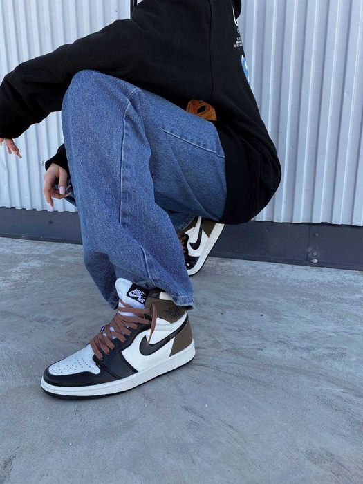 Jordan 1 Retro Dark Mocha