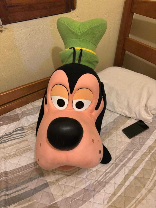 Mascote Pateta Completa