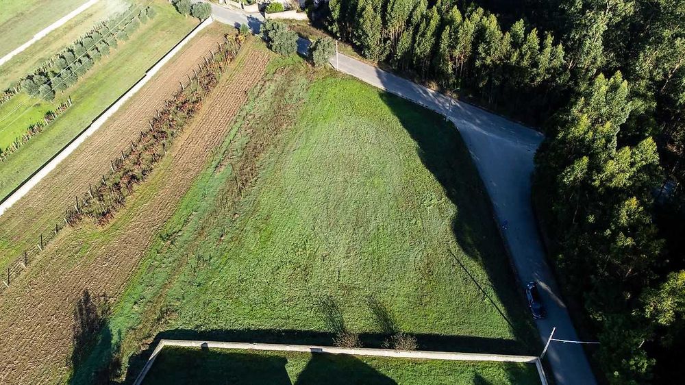 Oportunidade Única – Terreno Urbano em Aguada de Baixo, Águeda