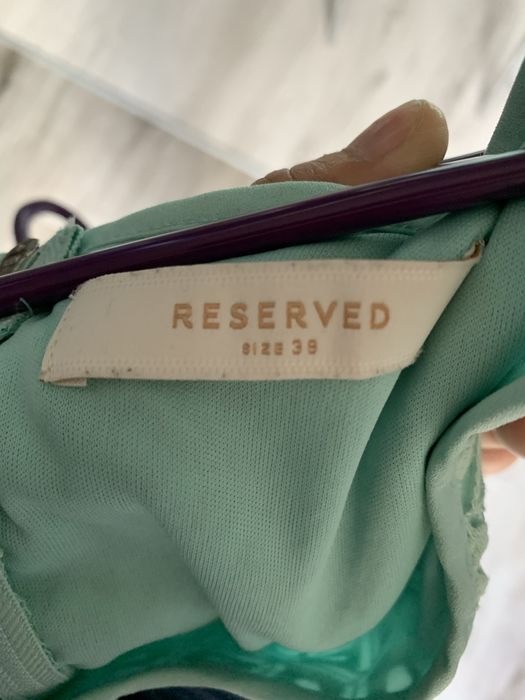 Sukienka mietowa Reserved 38