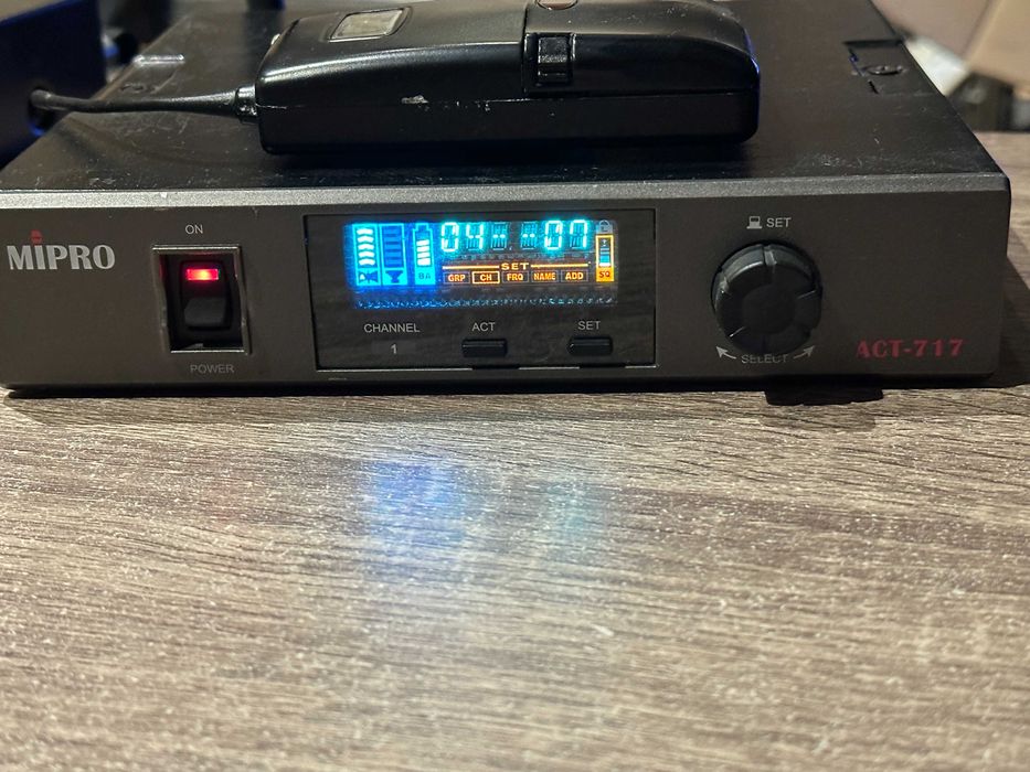 Mipro ACT-717 i ACT-7T (shure, sennheiser)