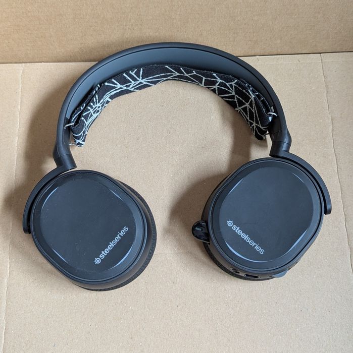 Headphones Steelseries Arctis 5