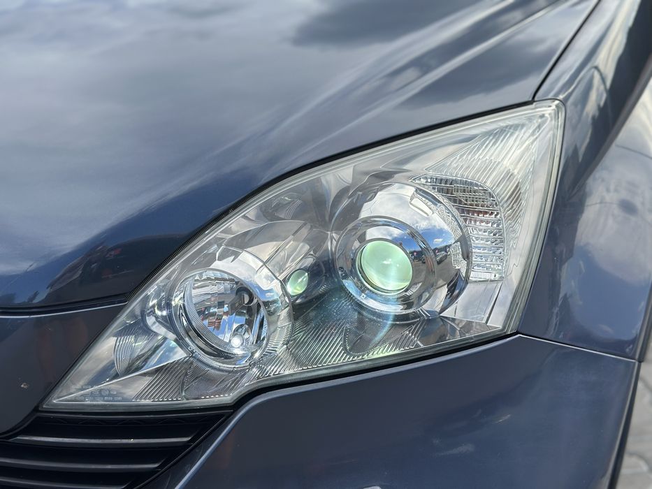 Продам Honda CR-V 2008
