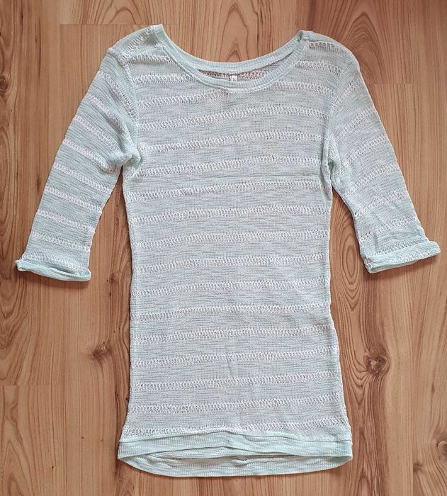 Sweterek Stradivarius