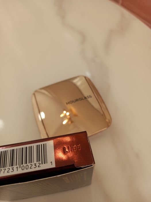 OPИГІHAЛ!! Рум'яна Hourglass  Luminous Flush