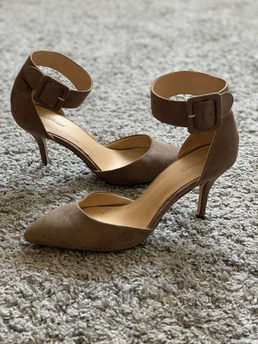 Туфлі човники Zara basic, розмір 39